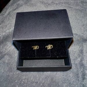 TAYLOR SWIFT, THE TORTURED POETS DEPARTMENT GOLD EARRINGS *BRAND NEW*